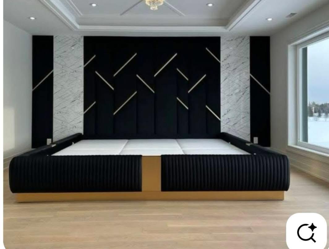 Bed with hydraulic storage